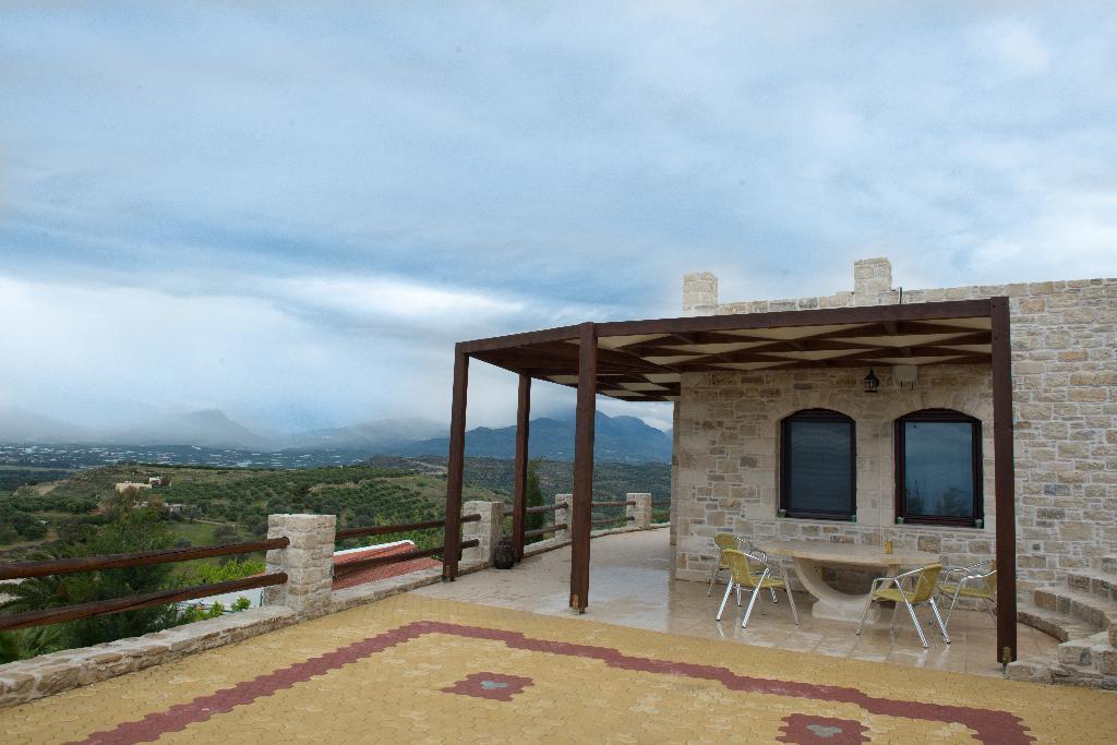 Villas Alexandros Petrino Kalamaki  Rom bilde